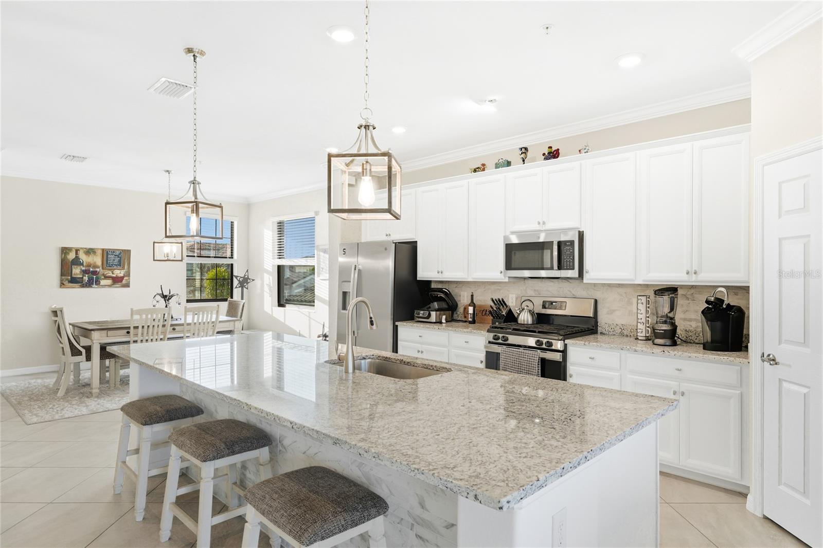 Image 10 of 44 For 6025 Worsham Lane 102