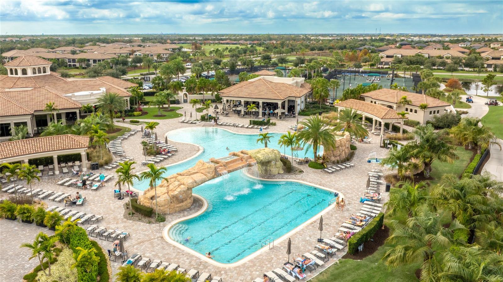 Image 35 of 44 For 6025 Worsham Lane 102