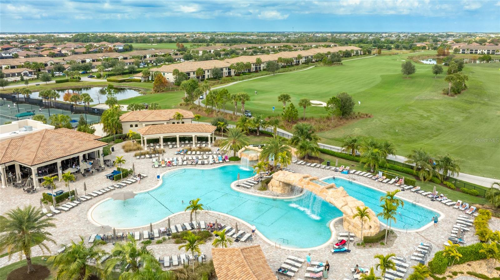 Image 36 of 44 For 6025 Worsham Lane 102