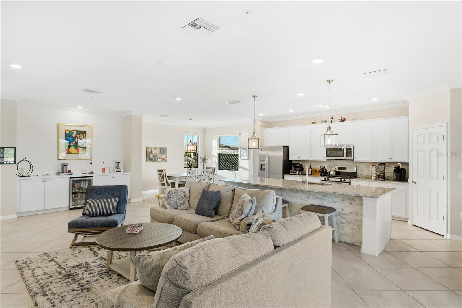 Image 9 of 44 For 6025 Worsham Lane 102