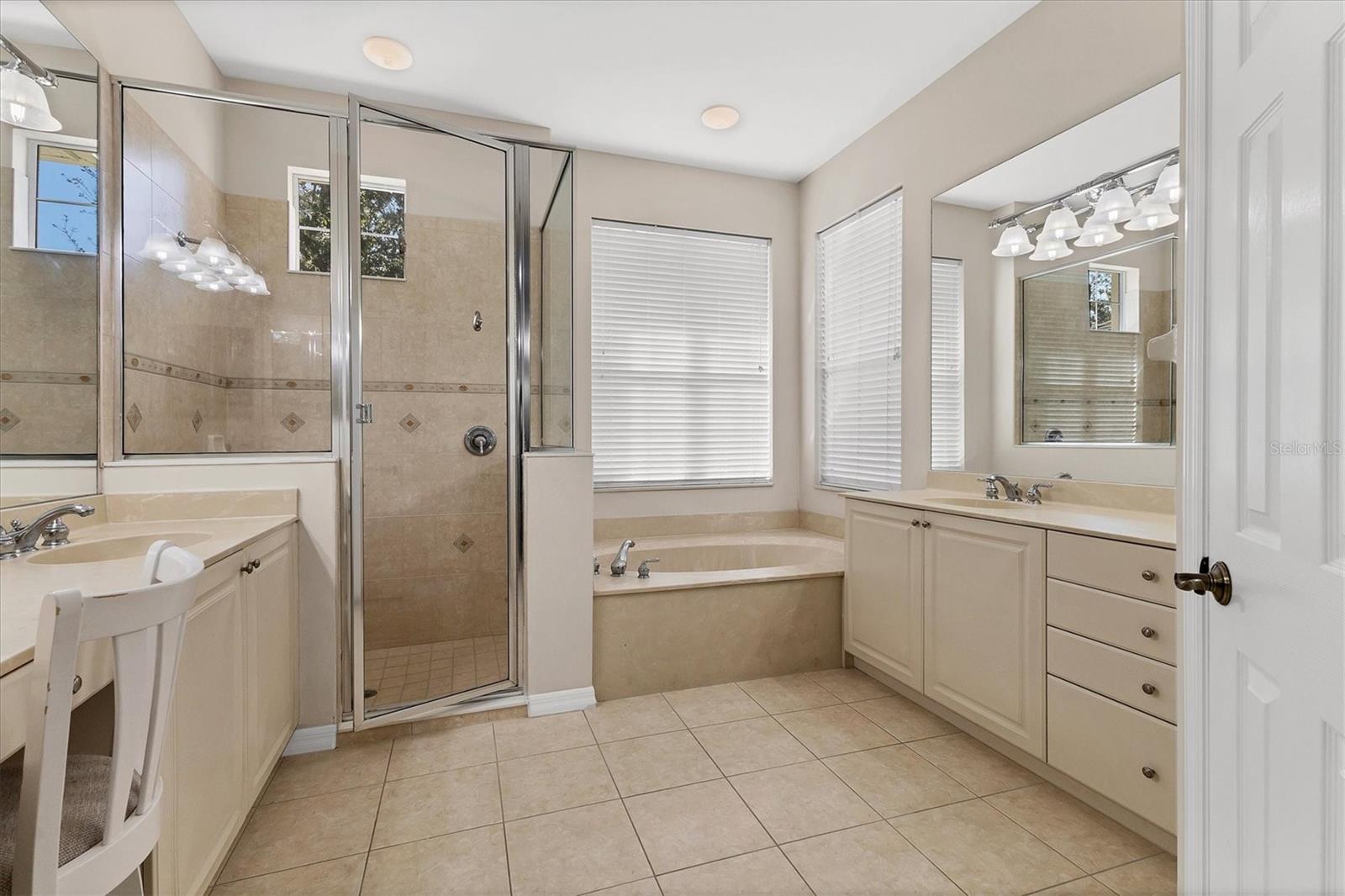 Image 24 of 64 For 11742 Hidden Forest Loop