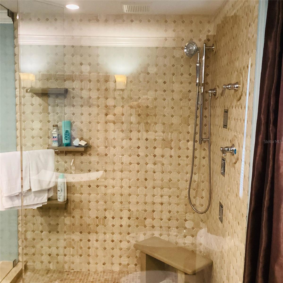 Image 26 of 33 For 5142 41st Street W