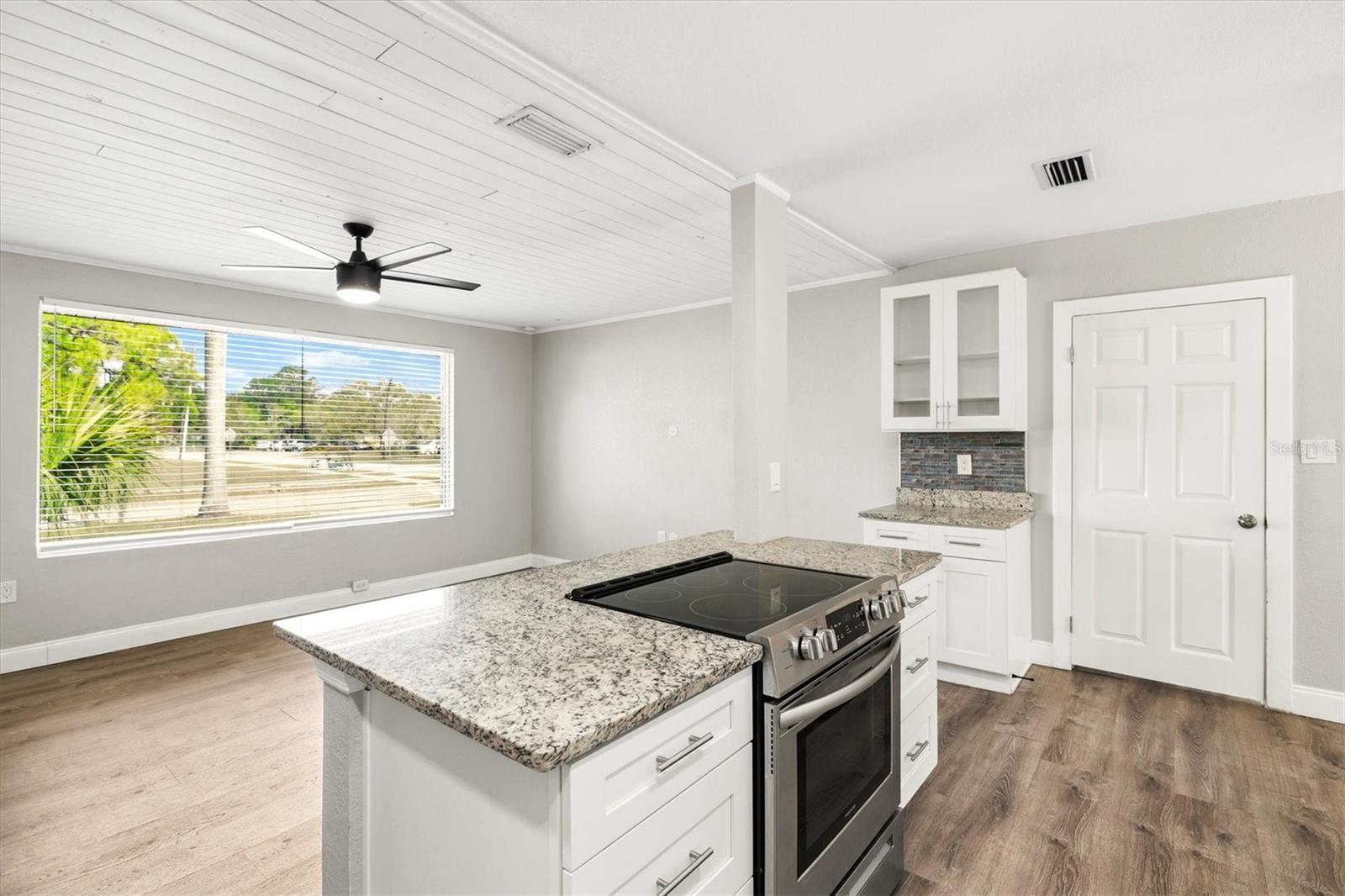 Image 13 of 94 For 2586 Tami Sola Street