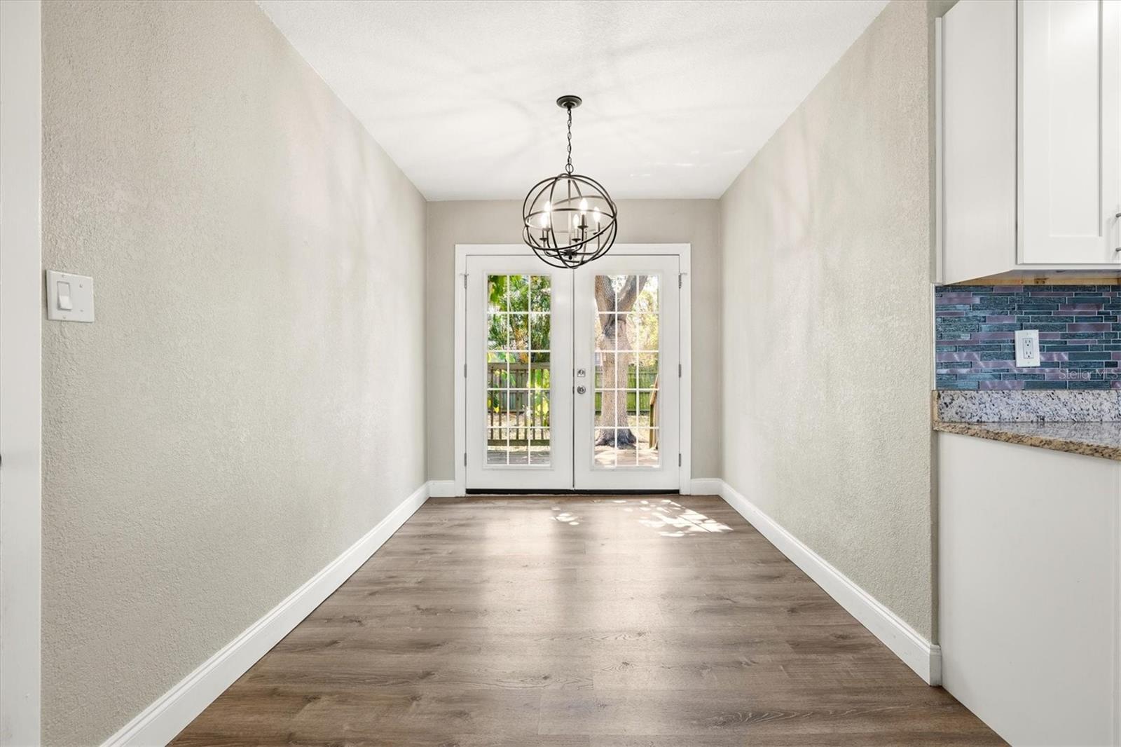 Image 14 of 94 For 2586 Tami Sola Street