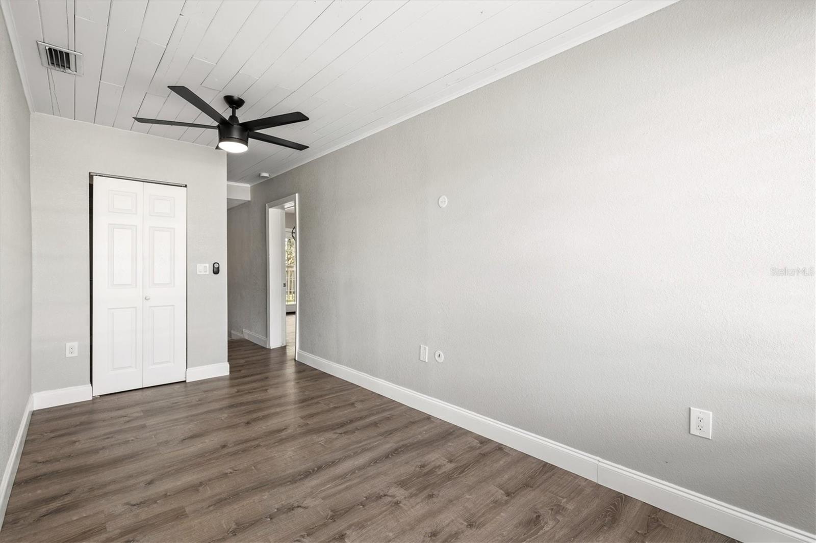 Image 19 of 94 For 2586 Tami Sola Street