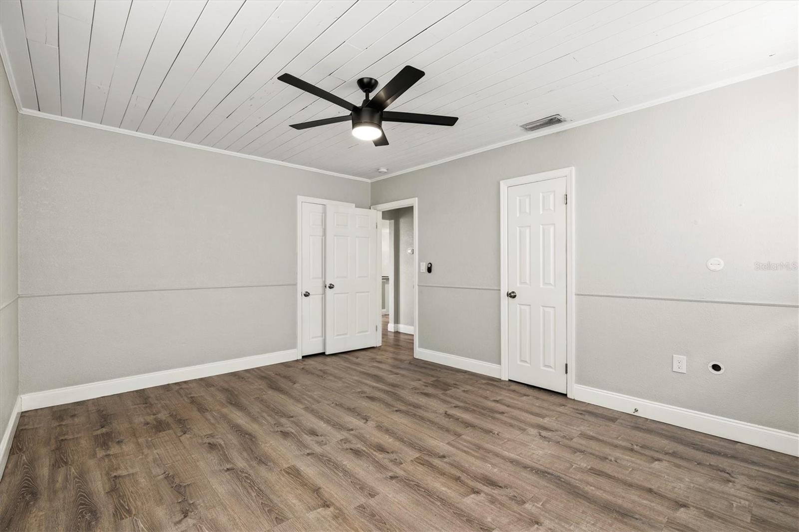 Image 26 of 94 For 2586 Tami Sola Street