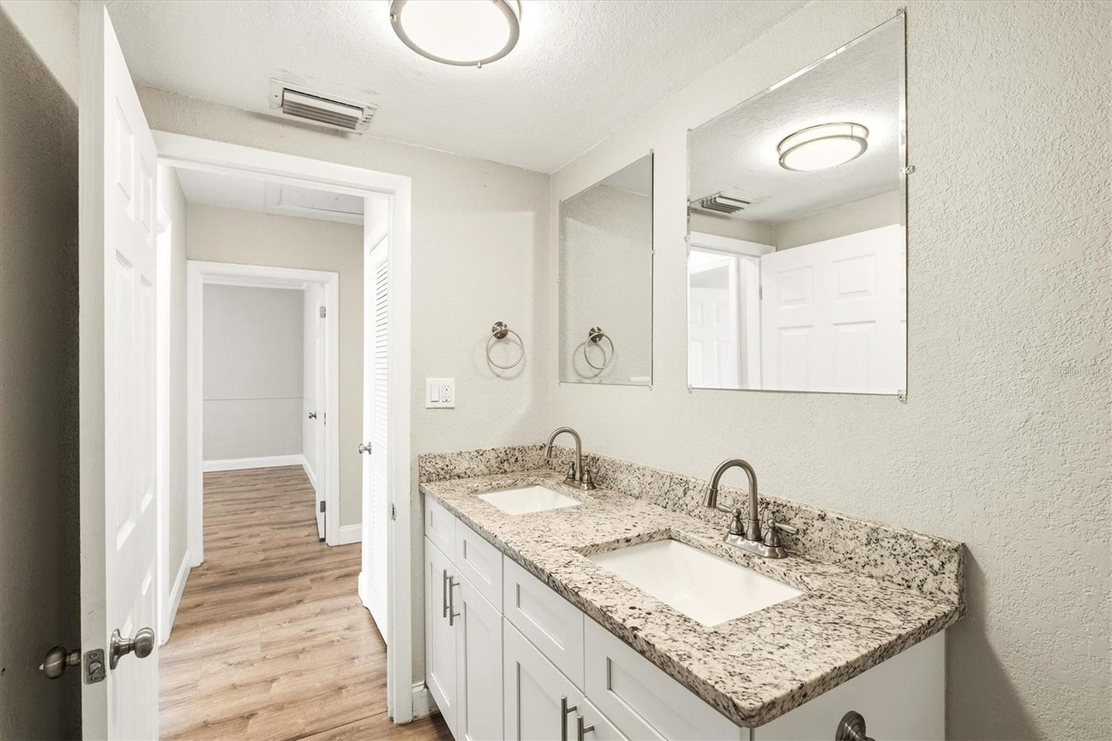 Image 28 of 94 For 2586 Tami Sola Street