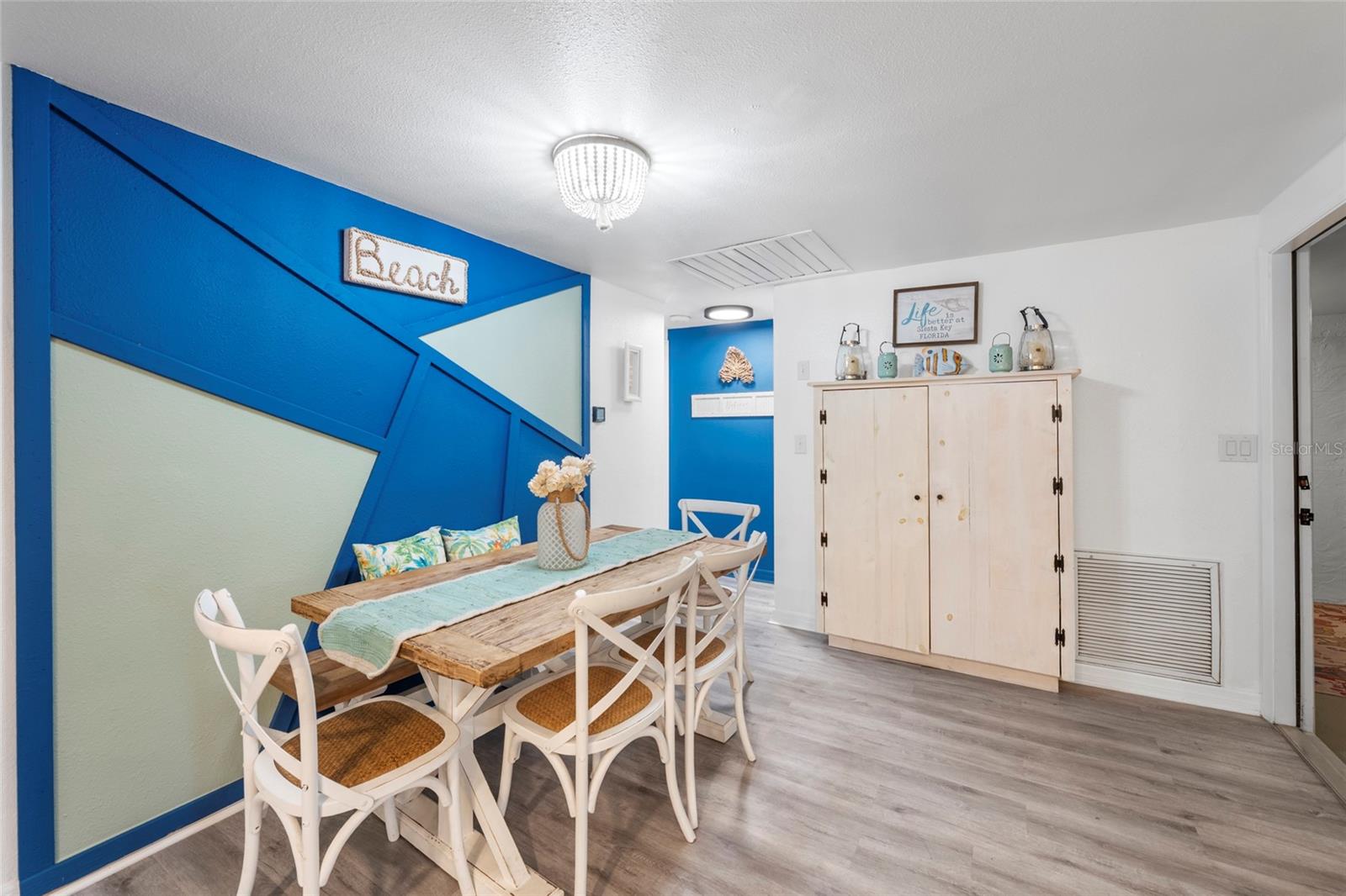 Image 12 of 36 For 7795 Wright Avenue