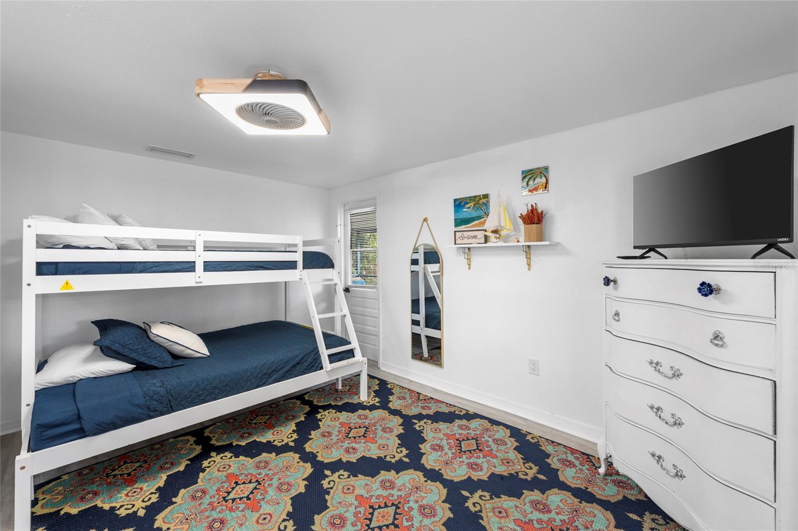 Image 19 of 36 For 7795 Wright Avenue