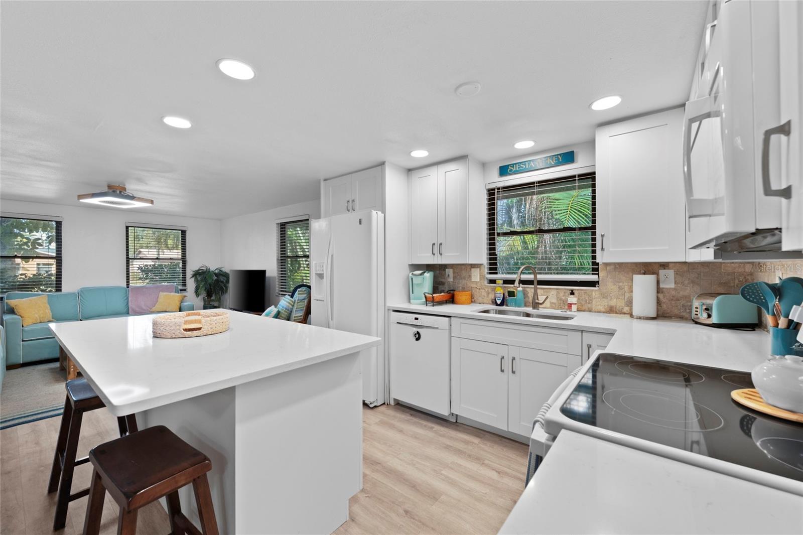 Image 8 of 36 For 7795 Wright Avenue