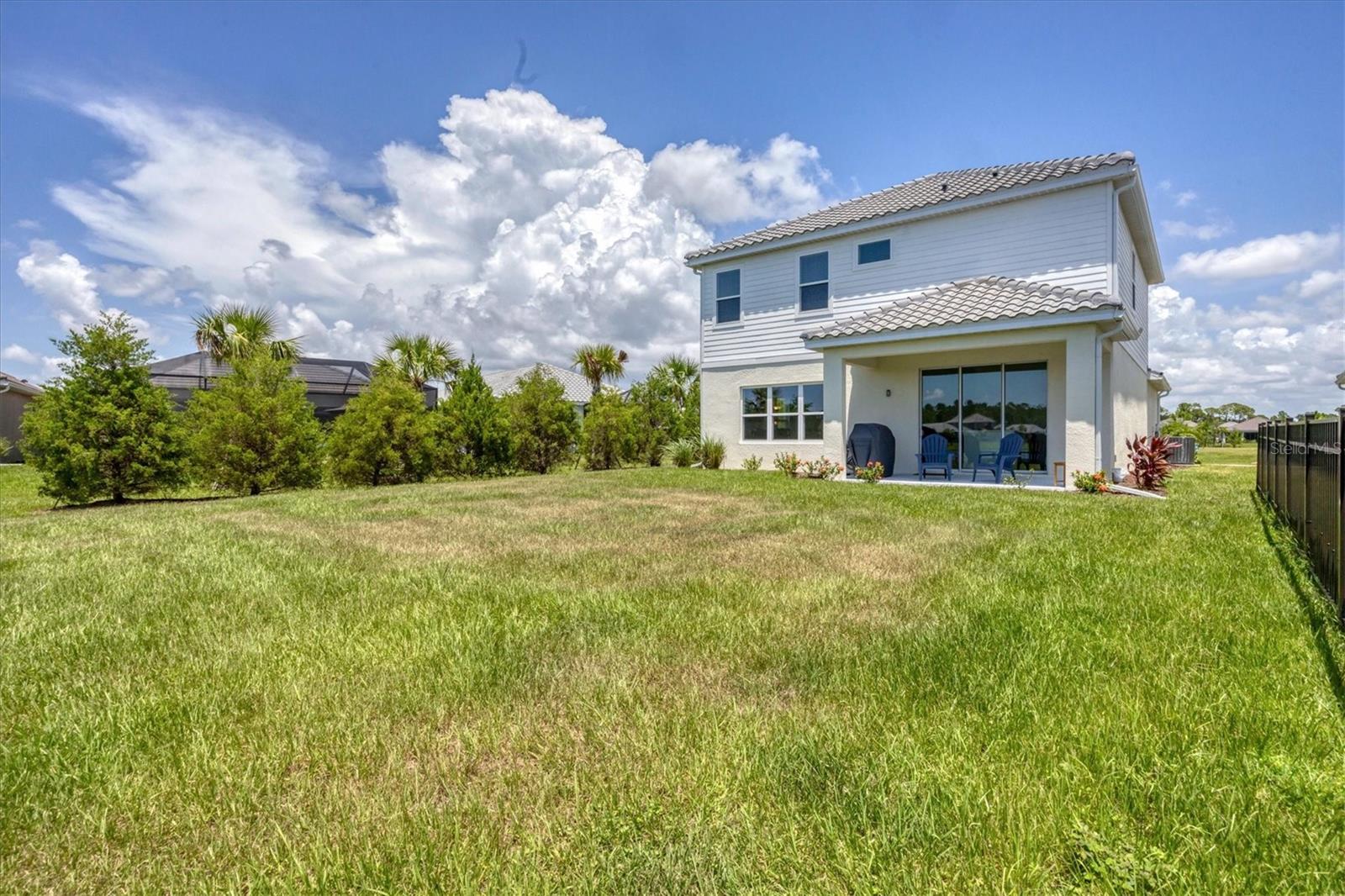 Image 32 of 52 For 9924 Crystal Isles Circle