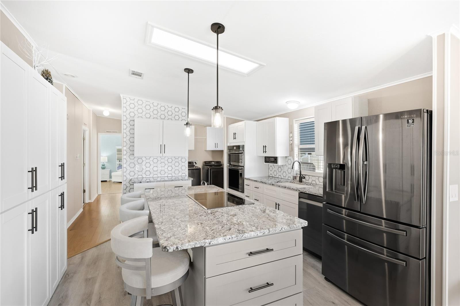 Image 16 of 31 For 1207 31st Avenue W