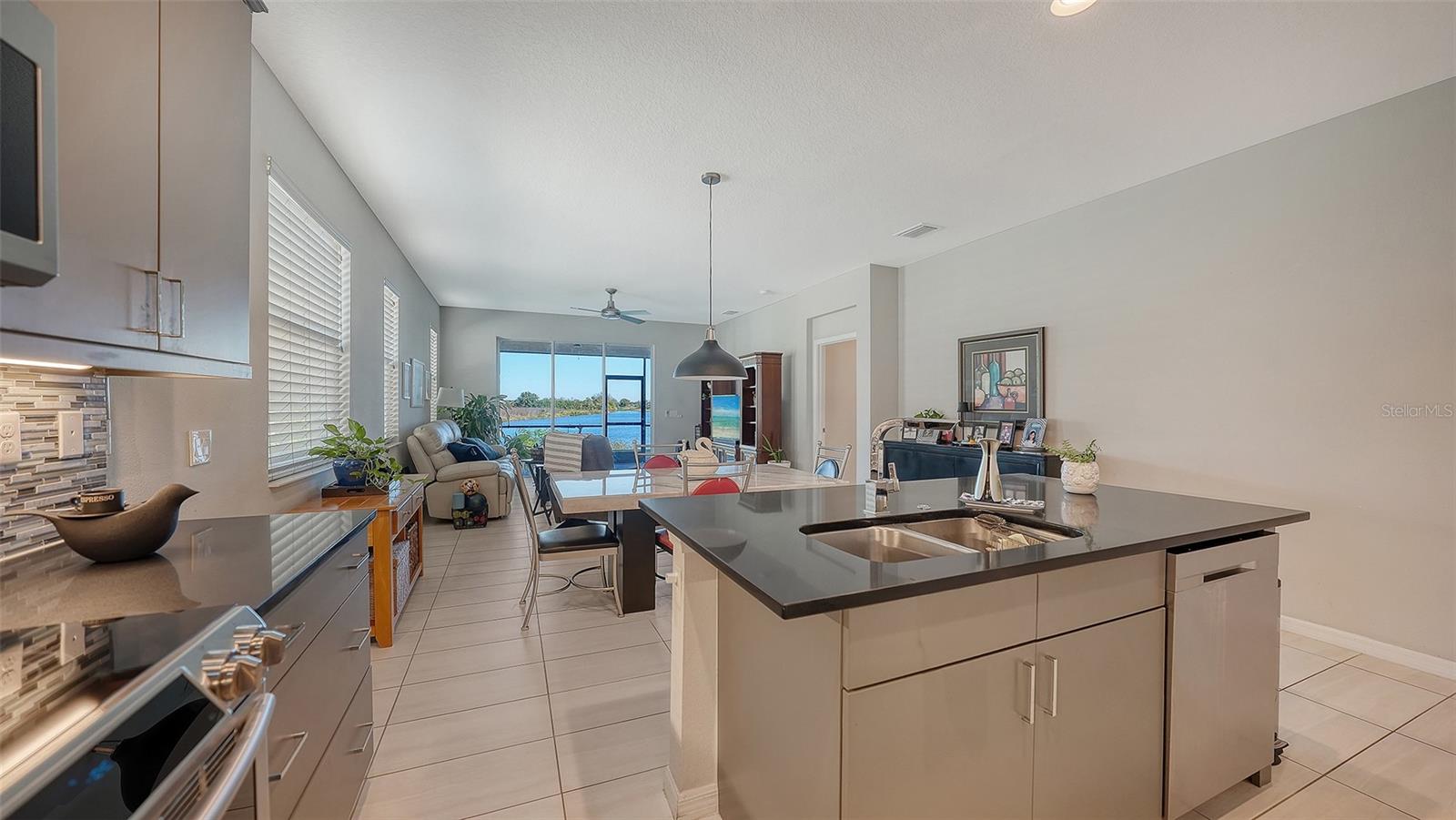 Image 13 of 63 For 3115 Trustee Avenue