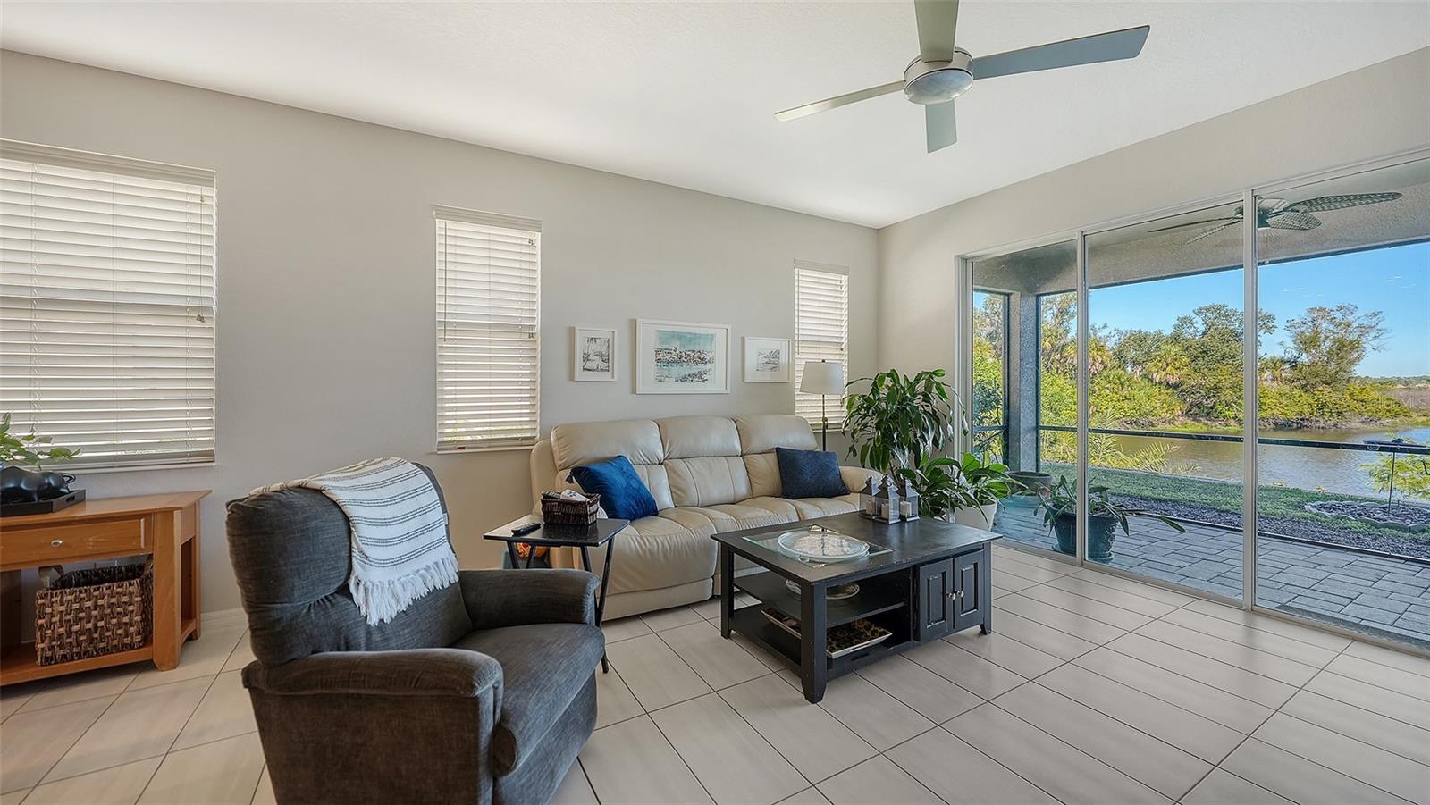 Image 18 of 63 For 3115 Trustee Avenue