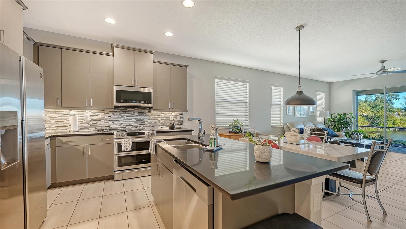 Image 9 of 63 For 3115 Trustee Avenue