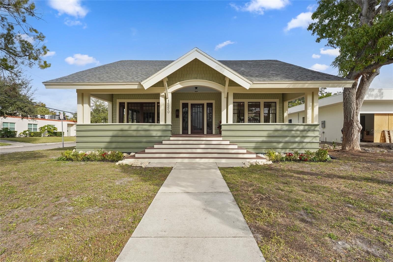 Image 2 of 57 For 1550 3rd Avenue W