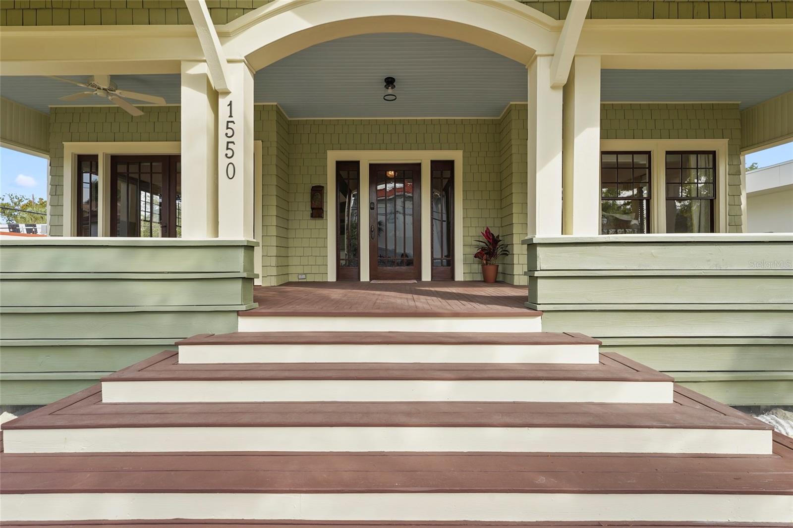 Image 5 of 57 For 1550 3rd Avenue W