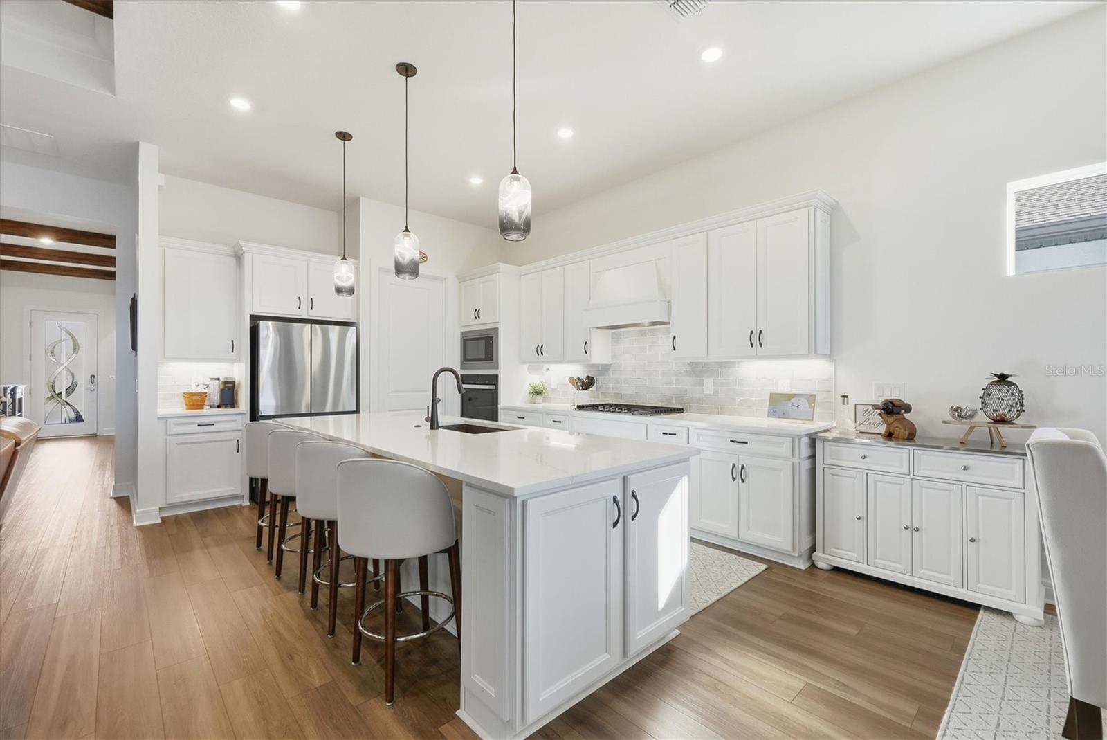 Image 10 of 51 For 9311 Barrier Coast Trail