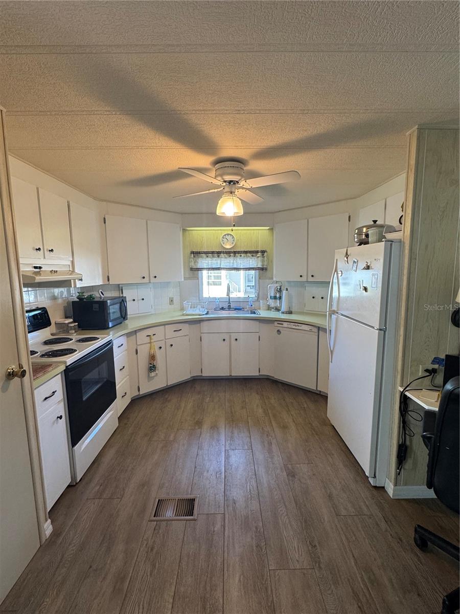 Image 5 of 19 For 40 Lafitte Drive