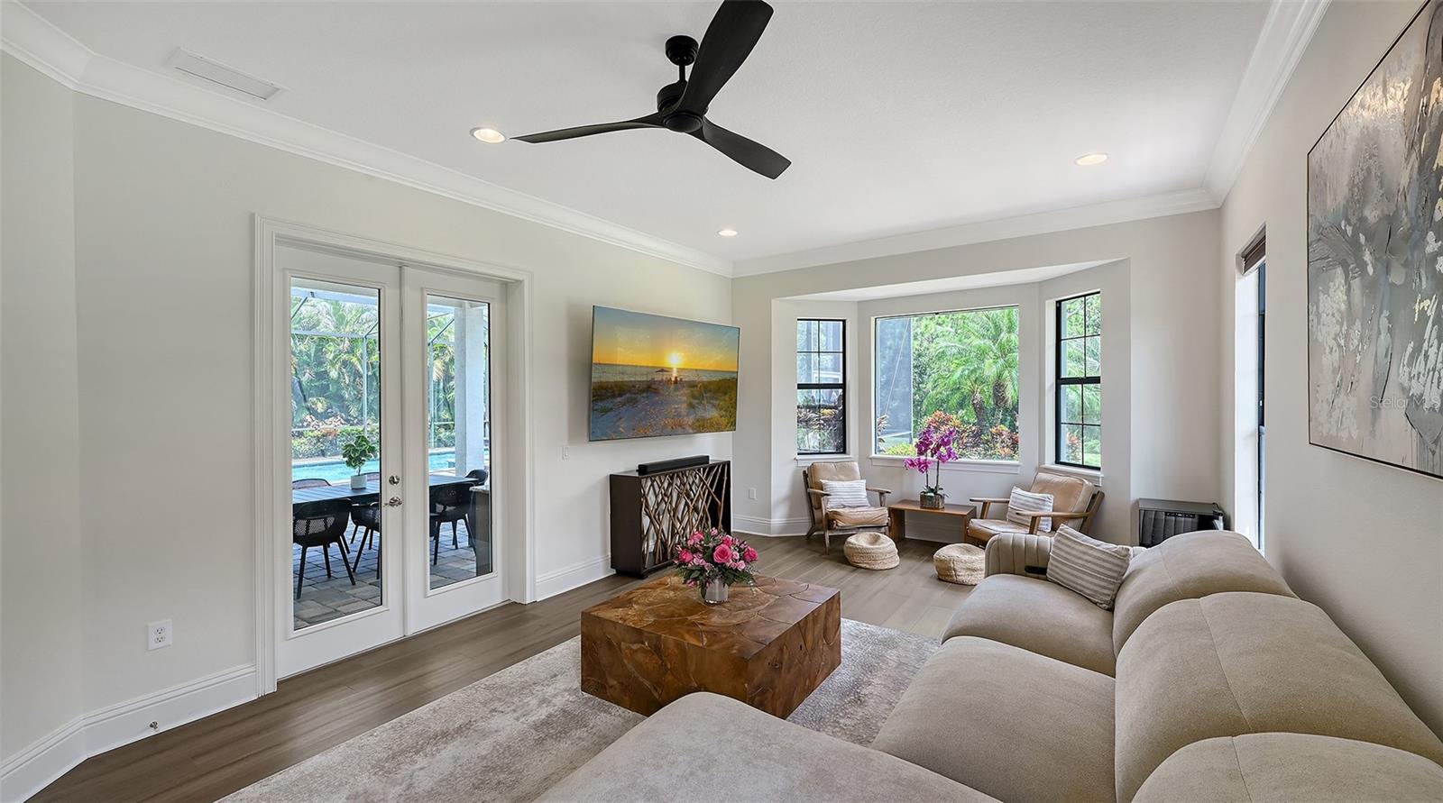 Image 21 of 73 For 8361 Lindrick Lane