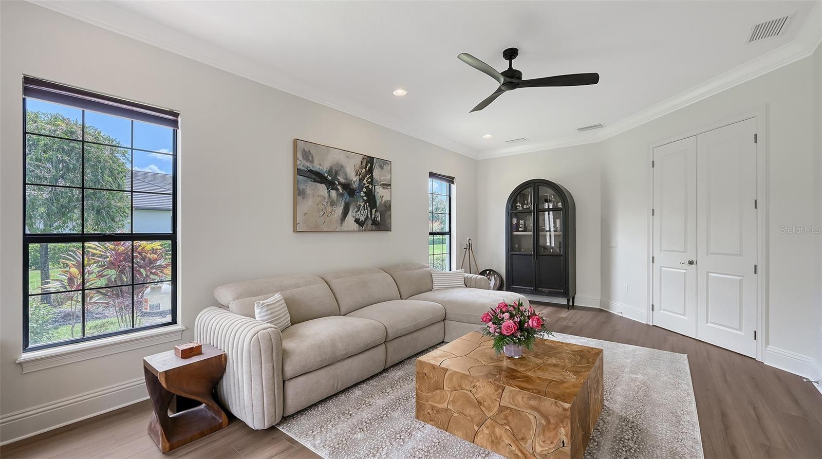 Image 22 of 73 For 8361 Lindrick Lane