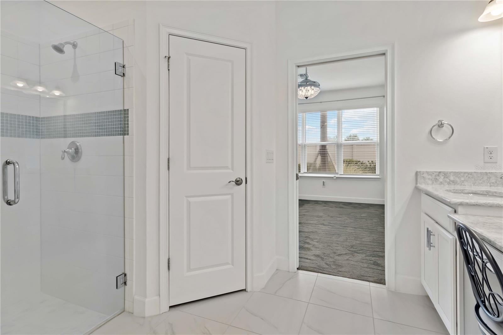 Image 16 of 51 For 10934 Wendover Drive