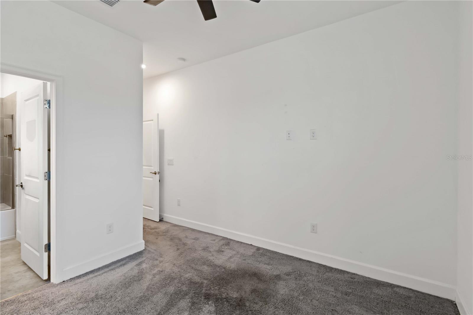 Image 21 of 51 For 10934 Wendover Drive