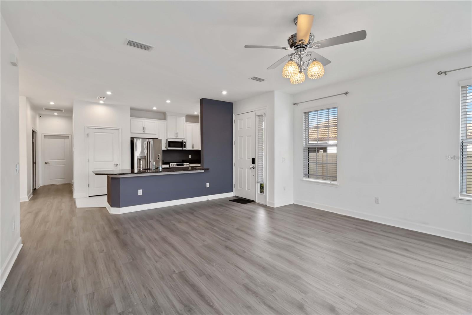 Image 4 of 51 For 10934 Wendover Drive