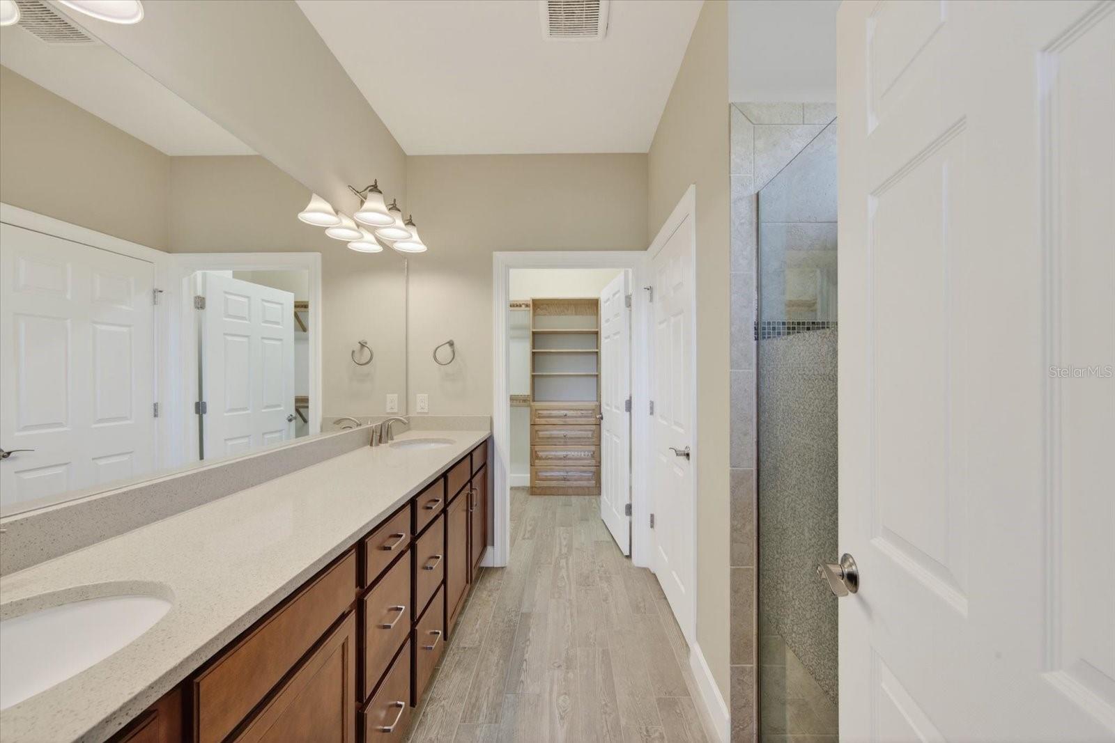 Image 15 of 95 For 6745 Chester Trail