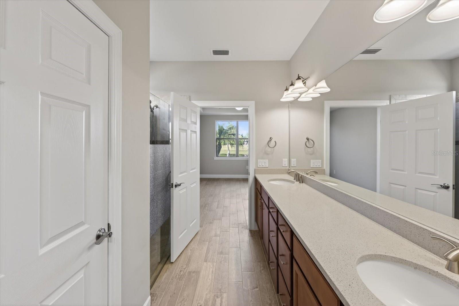 Image 17 of 95 For 6745 Chester Trail