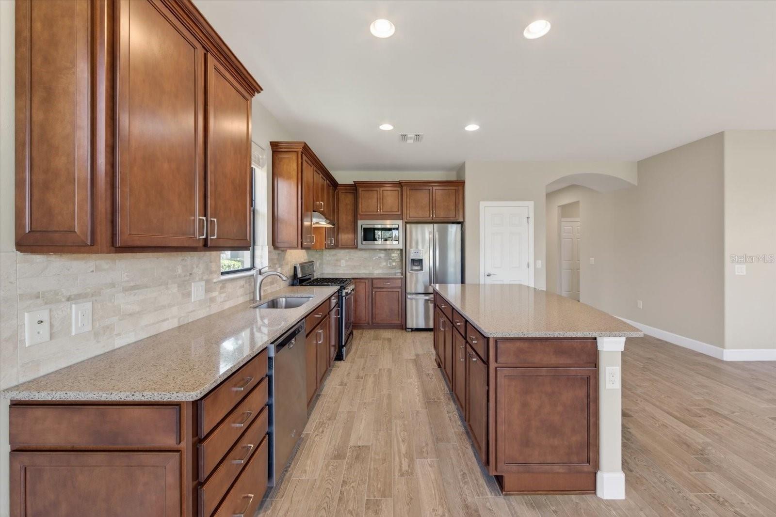 Image 26 of 95 For 6745 Chester Trail