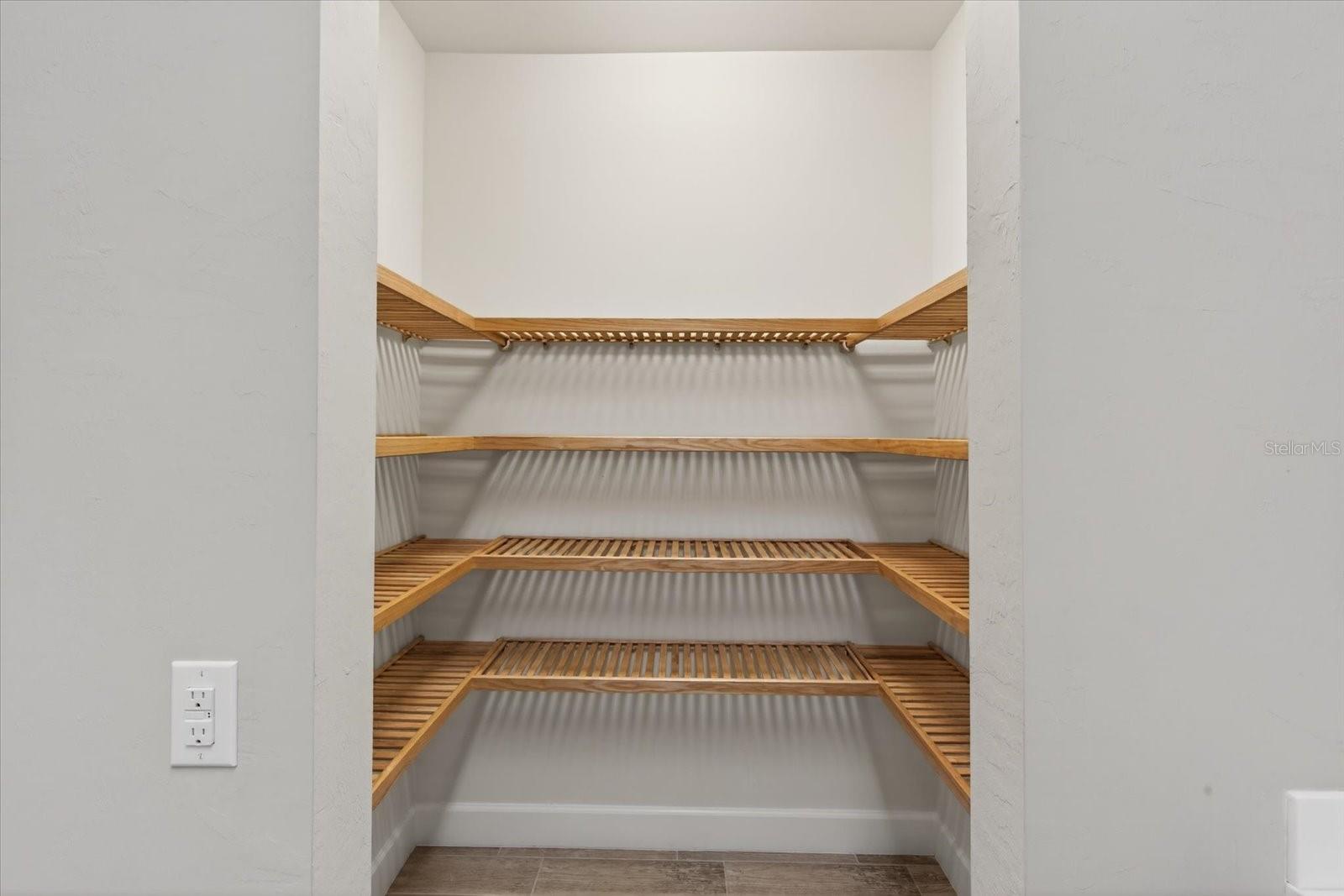 Image 39 of 95 For 6745 Chester Trail