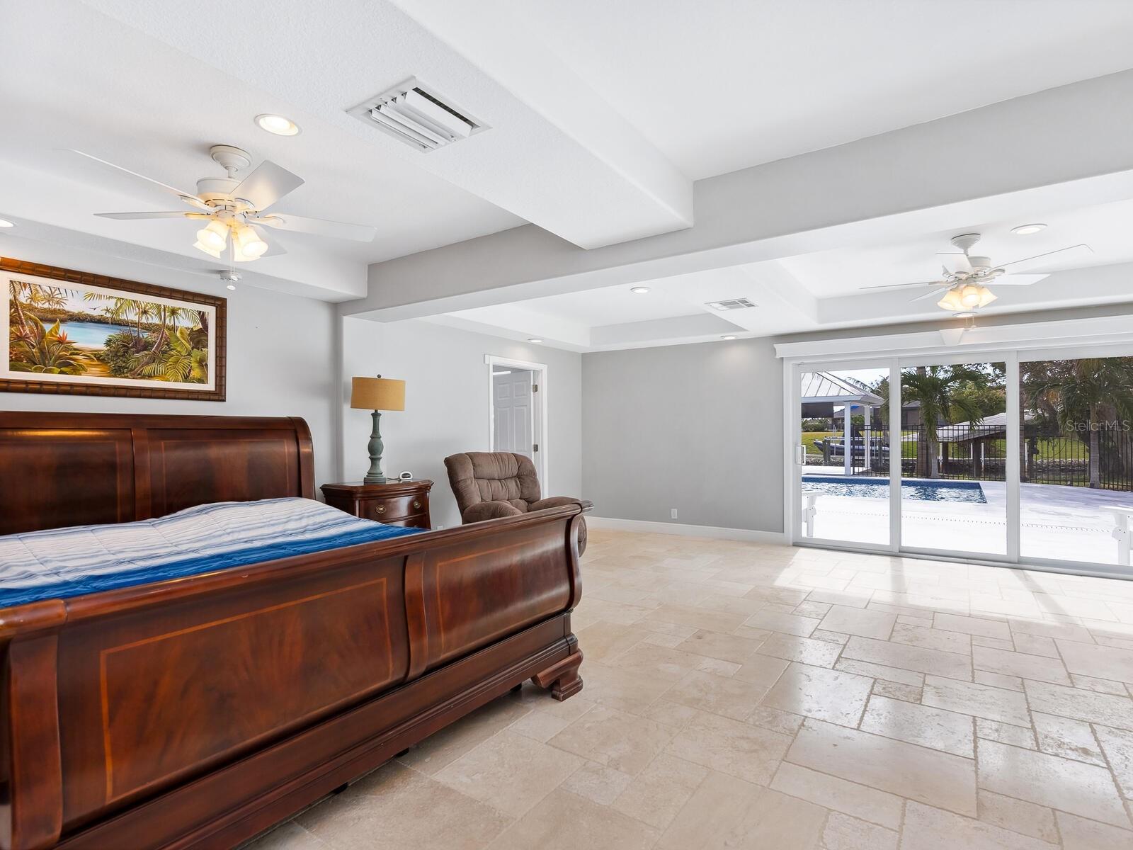 Image 29 of 73 For 221 Lychee Road