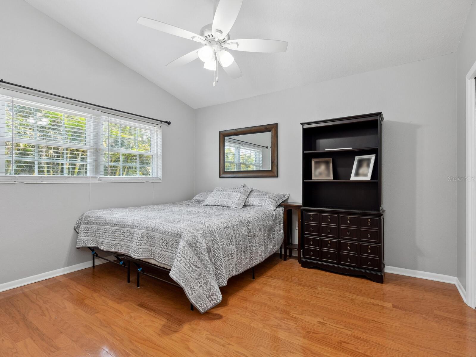 Image 36 of 73 For 221 Lychee Road