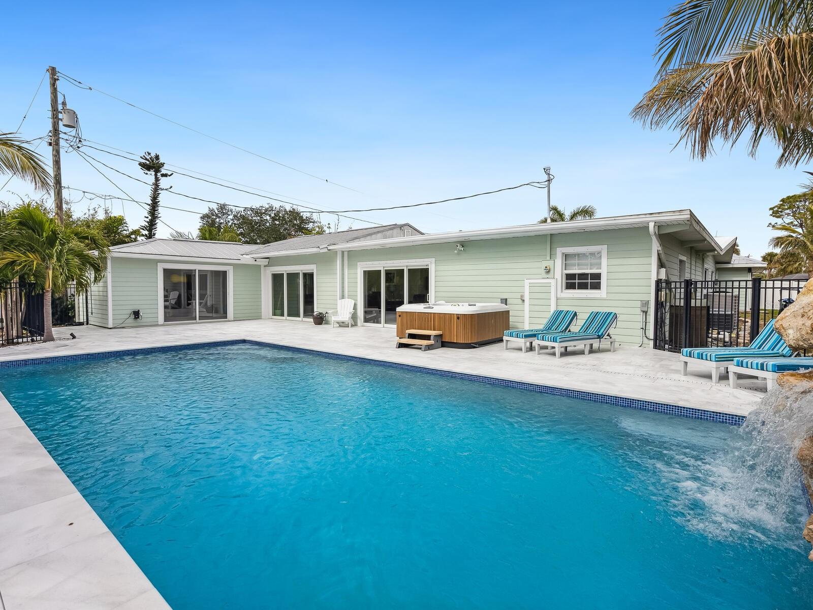 Image 51 of 73 For 221 Lychee Road