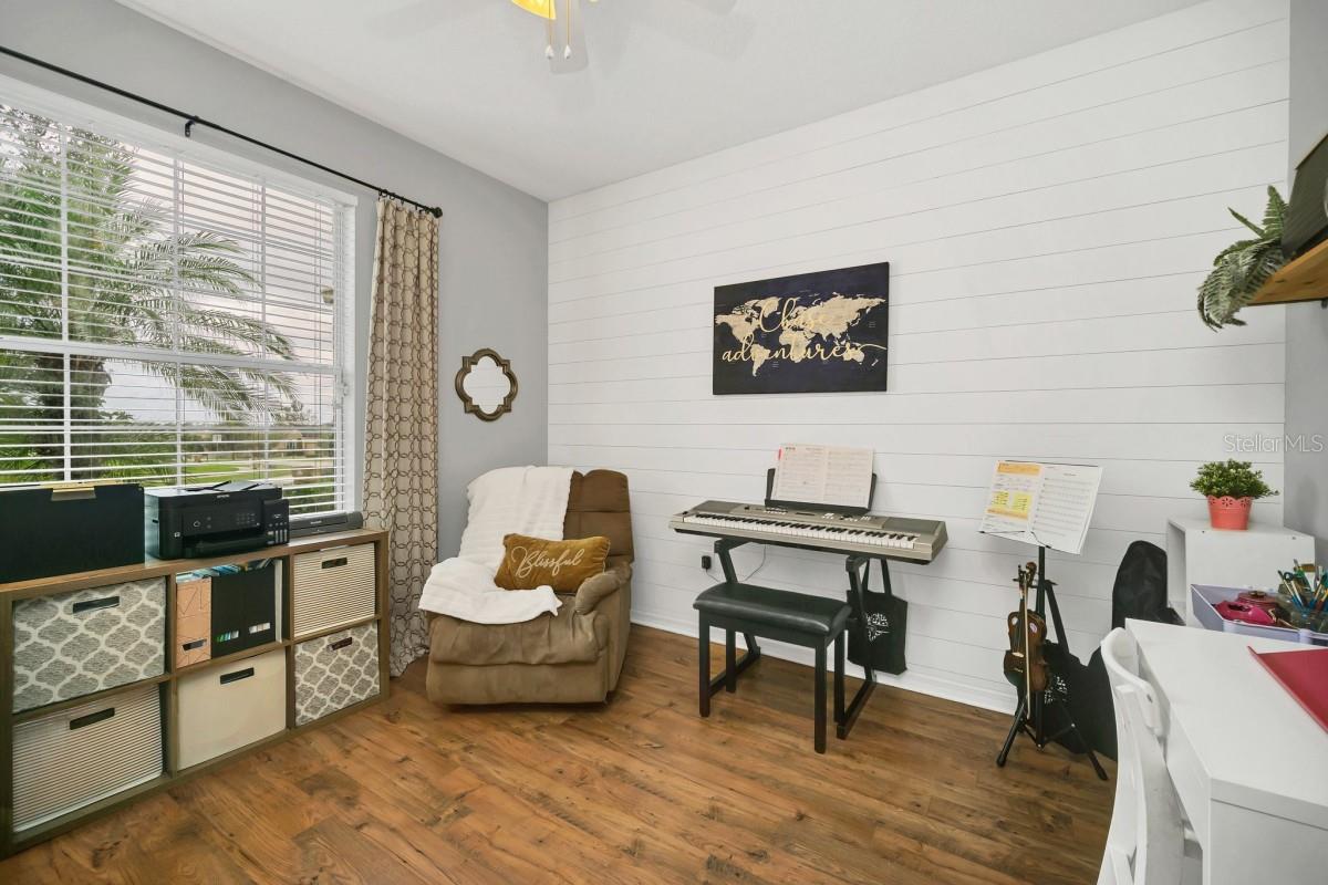 Image 19 of 41 For 9420 Ivywood Street