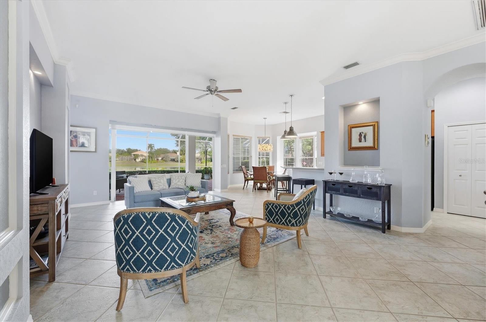 Image 5 of 60 For 7029 Lennox Place