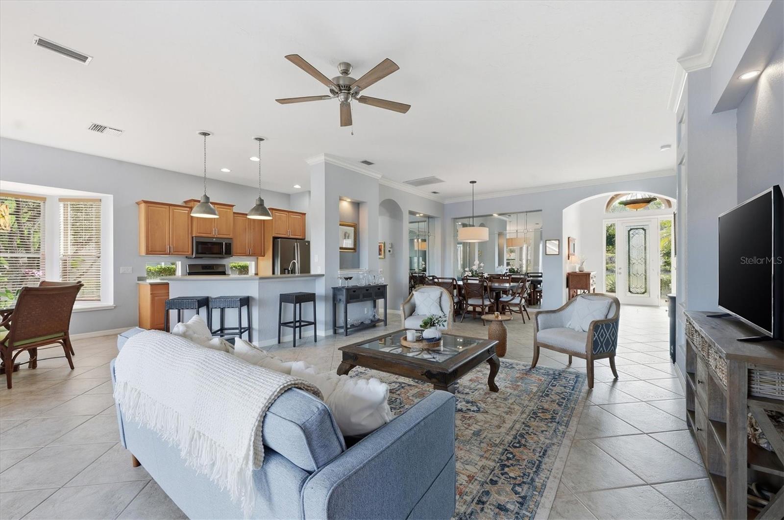 Image 9 of 60 For 7029 Lennox Place