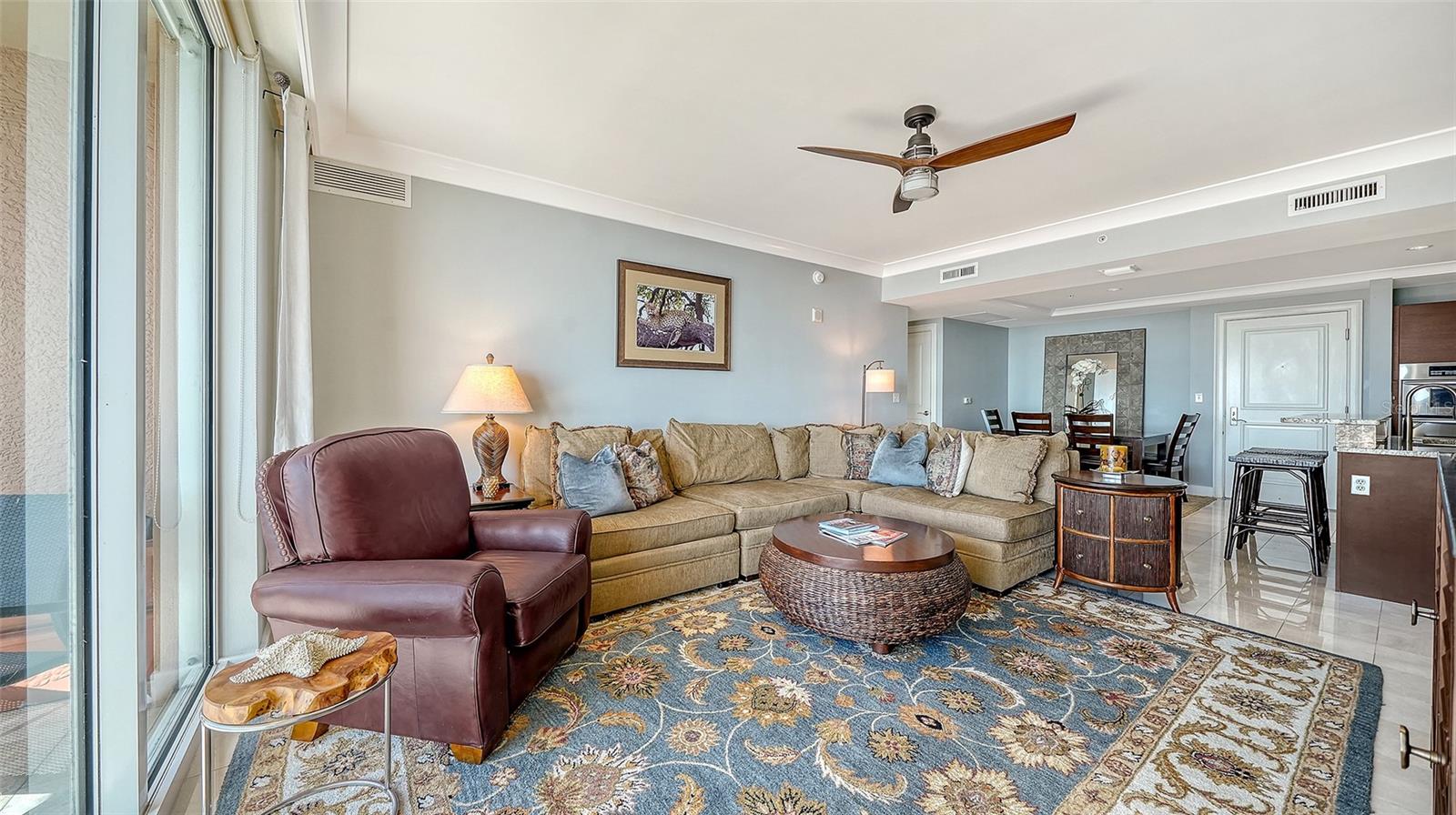 Image 10 of 78 For 1350 Main Street 1208