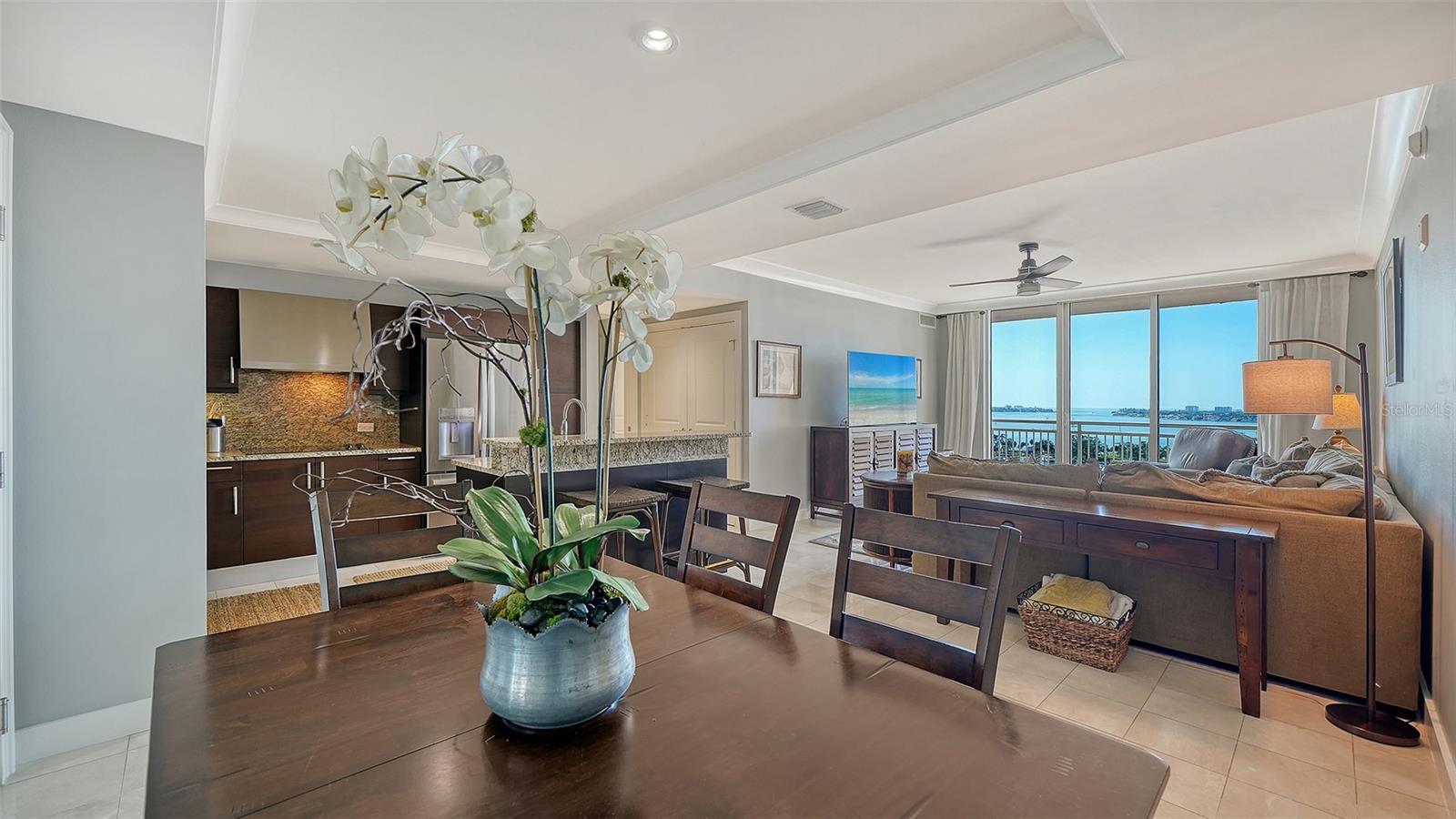 Image 13 of 78 For 1350 Main Street 1208