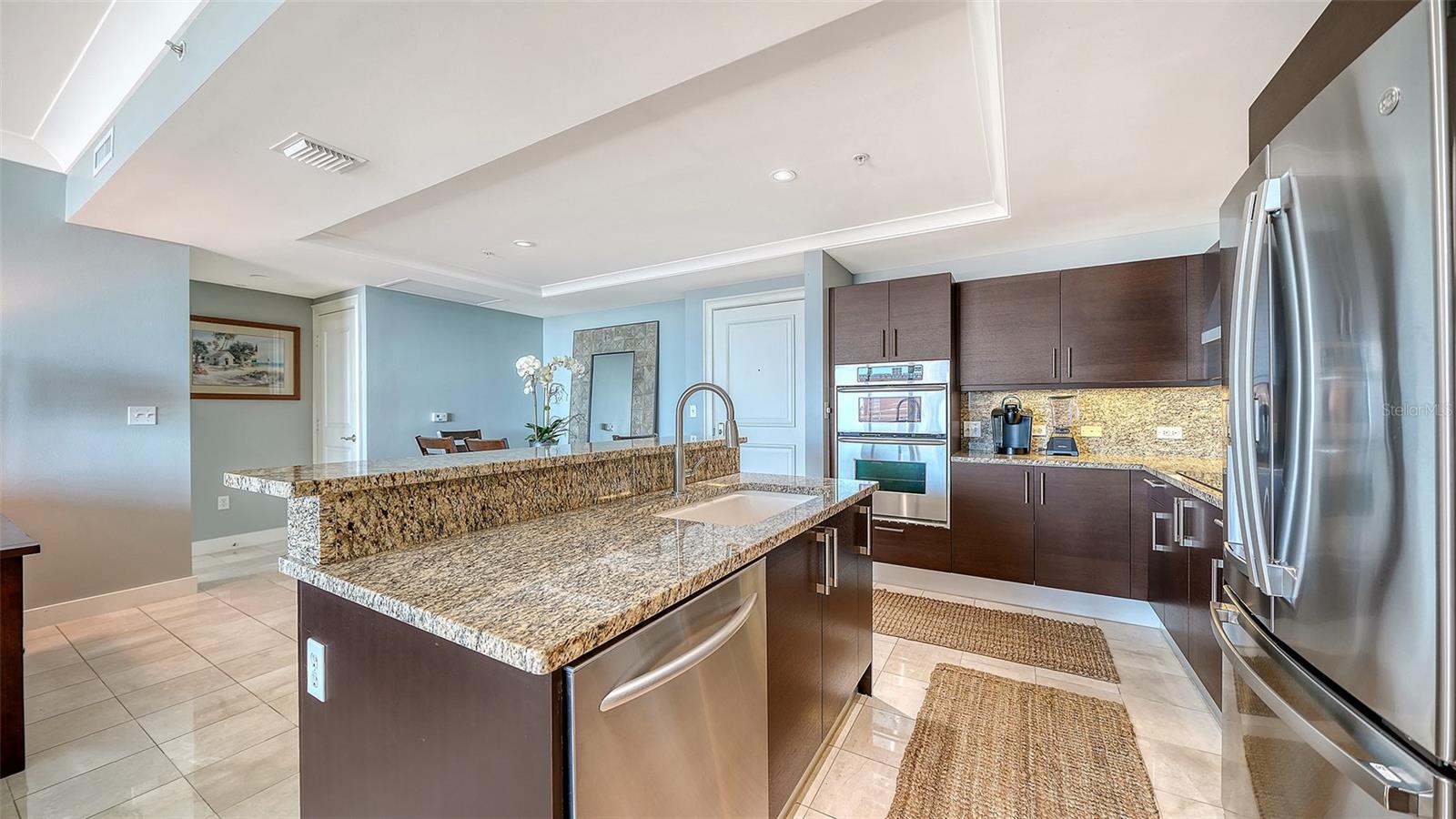 Image 16 of 78 For 1350 Main Street 1208