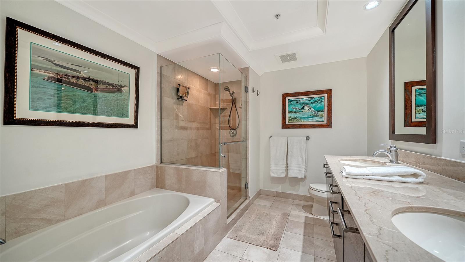 Image 23 of 78 For 1350 Main Street 1208