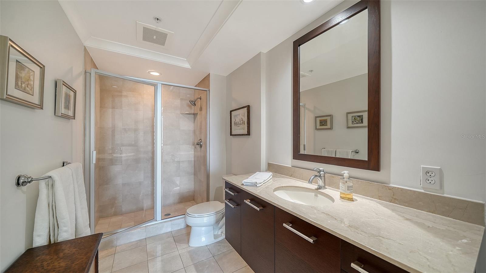 Image 28 of 78 For 1350 Main Street 1208