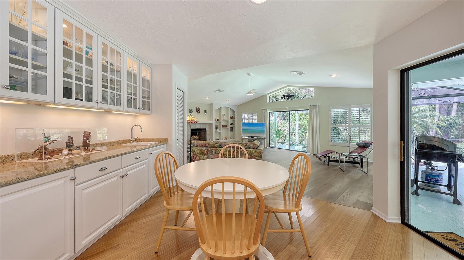 Image 23 of 76 For 7604 Weeping Willow Circle