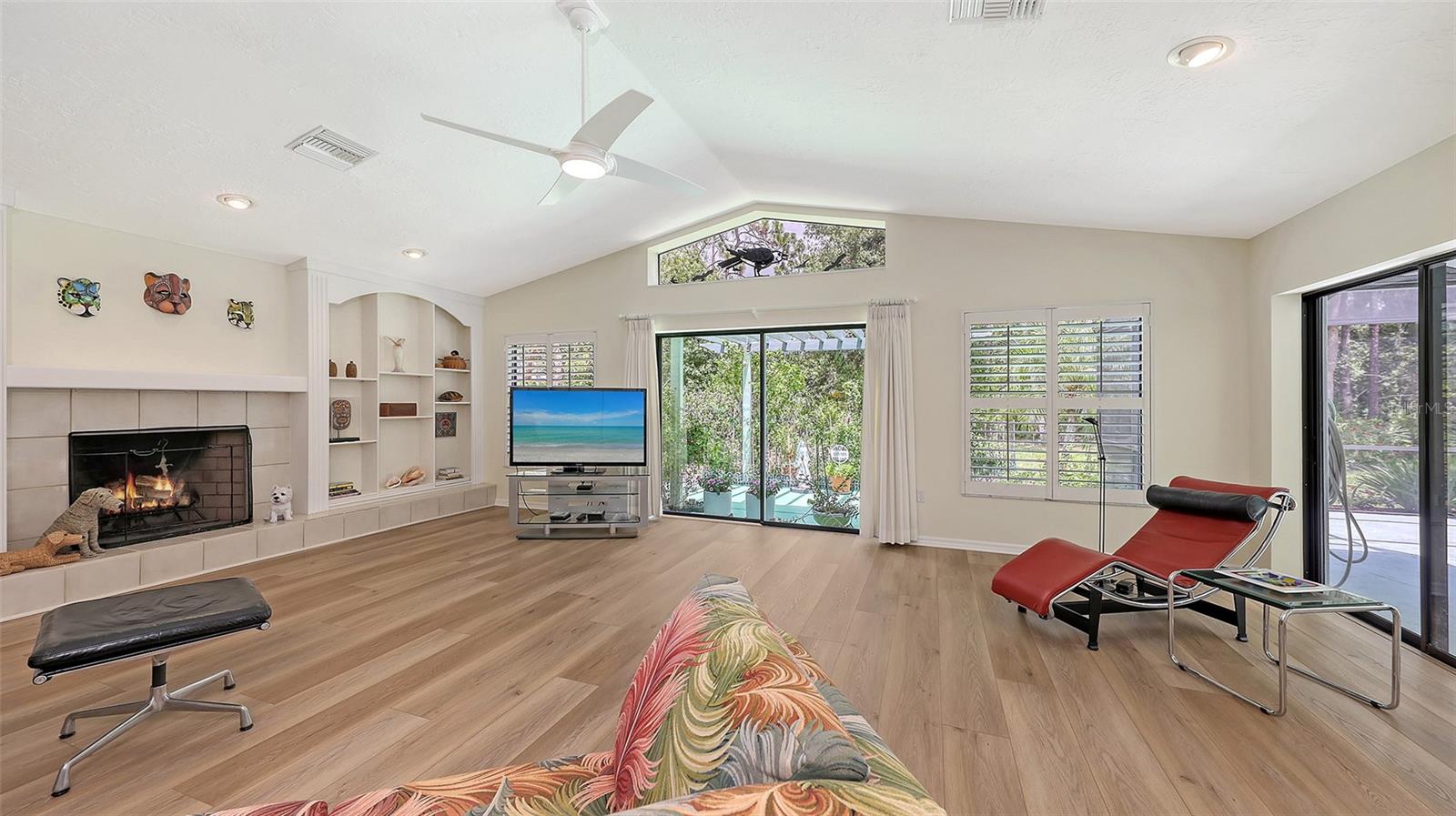 Image 26 of 76 For 7604 Weeping Willow Circle