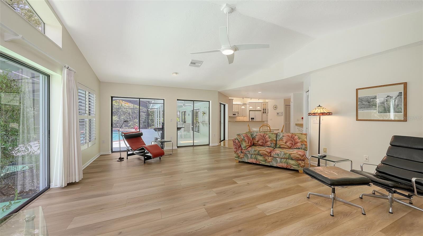 Image 29 of 76 For 7604 Weeping Willow Circle