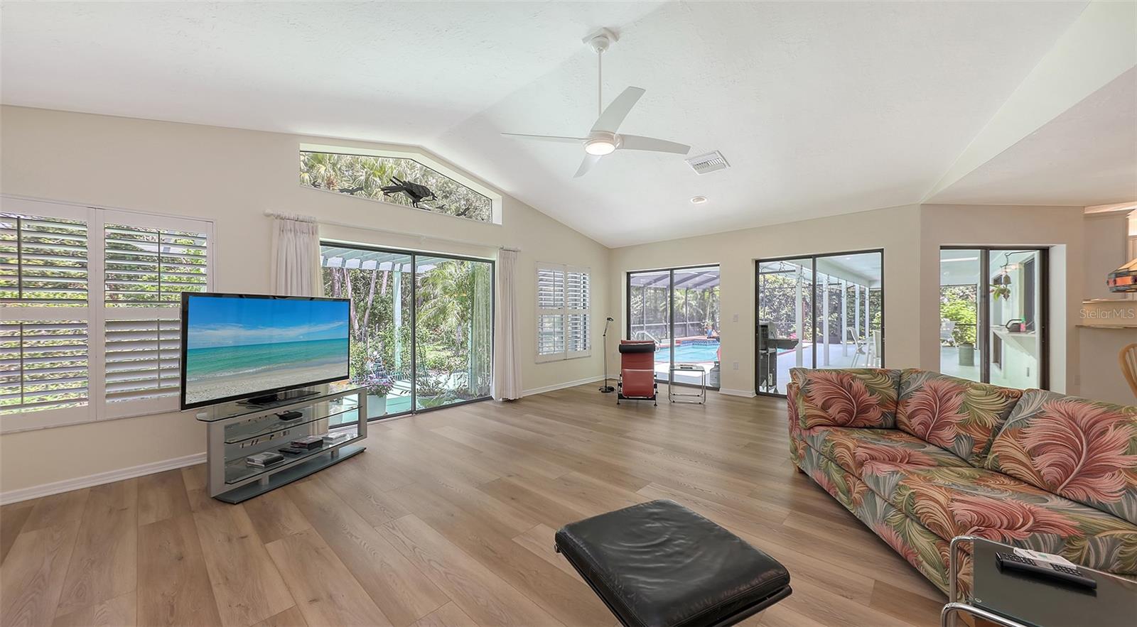 Image 31 of 76 For 7604 Weeping Willow Circle