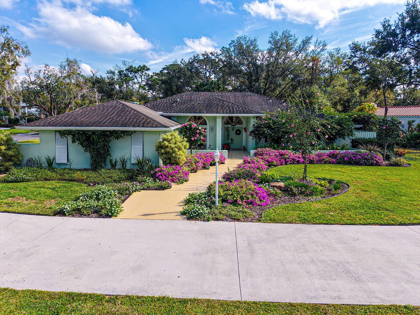 Image 4 of 76 For 7604 Weeping Willow Circle