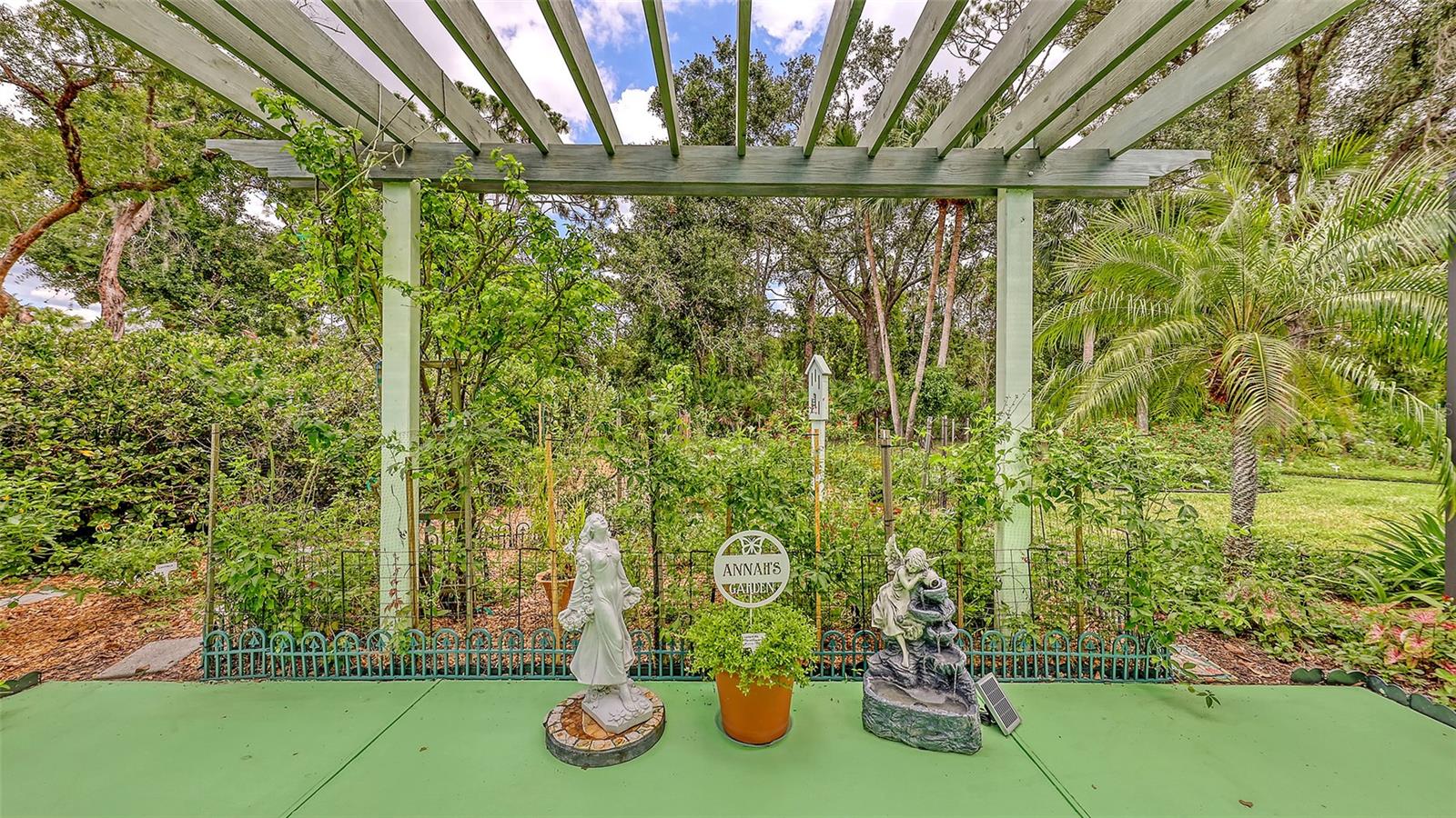 Image 60 of 76 For 7604 Weeping Willow Circle