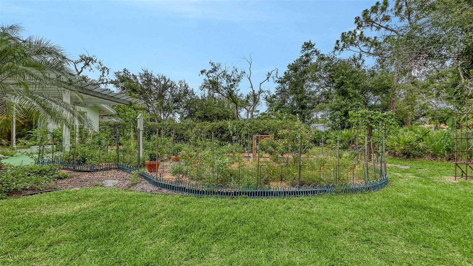 Image 65 of 76 For 7604 Weeping Willow Circle